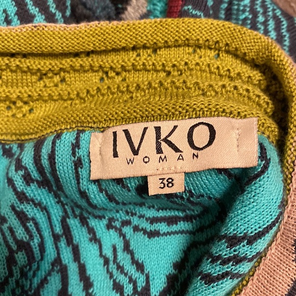 IVKO Women front button cardigan embroidered size 38 medium or 8 like new - Picture 6 of 13